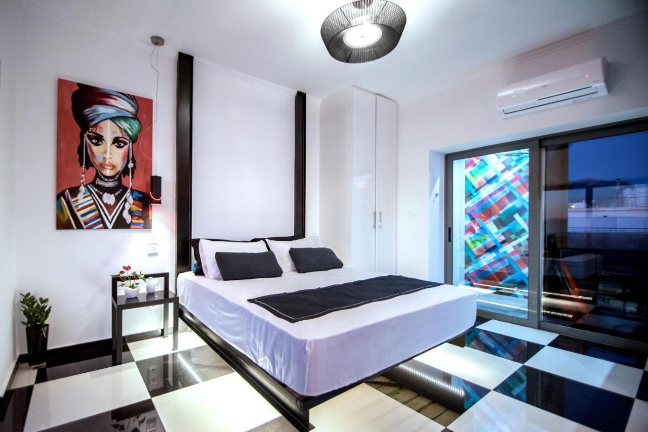 Majestic Penthouse In The Heart Of Patra Apartment Exterior photo
