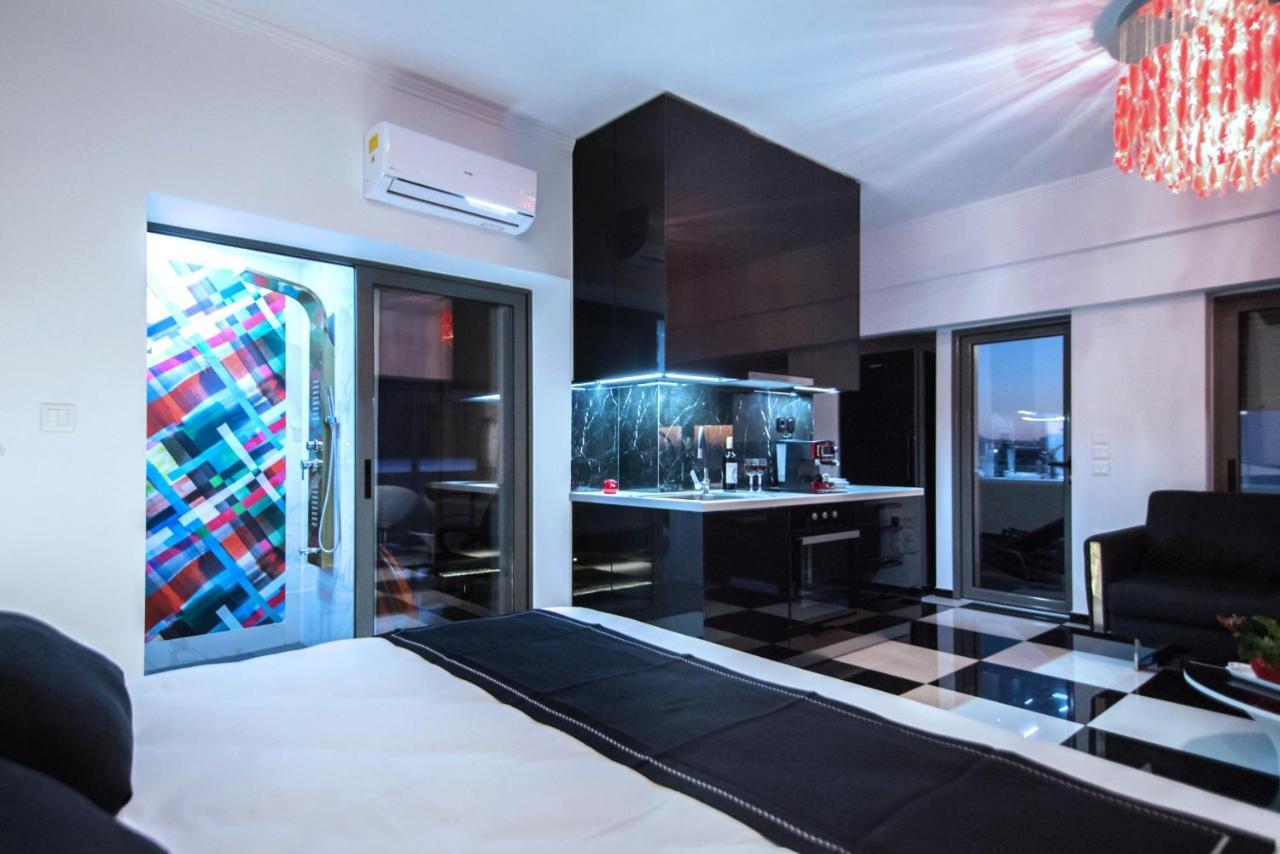 Majestic Penthouse In The Heart Of Patra Apartment Exterior photo